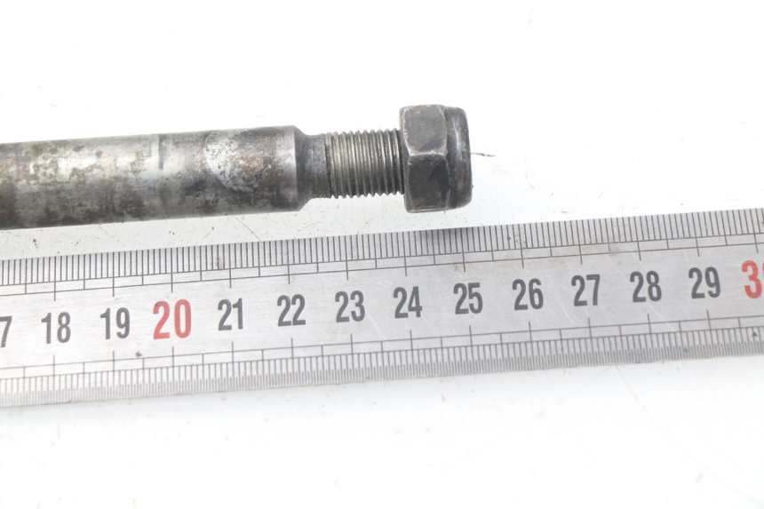 photo de EJE DE LA RUEDA DELANTERA PEUGEOT LUDIX 50 (2005 - 2007) - Zoom estado de uso