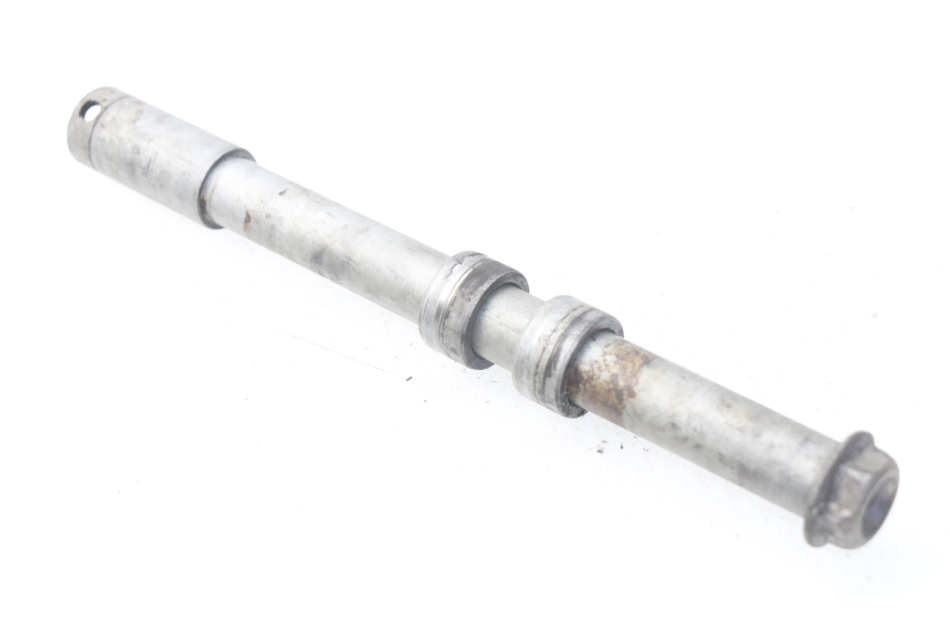 photo de EJE RUEDA DELANTERO HONDA NSS EX FORZA 250 (2005 - 2013) - Primer plano técnico