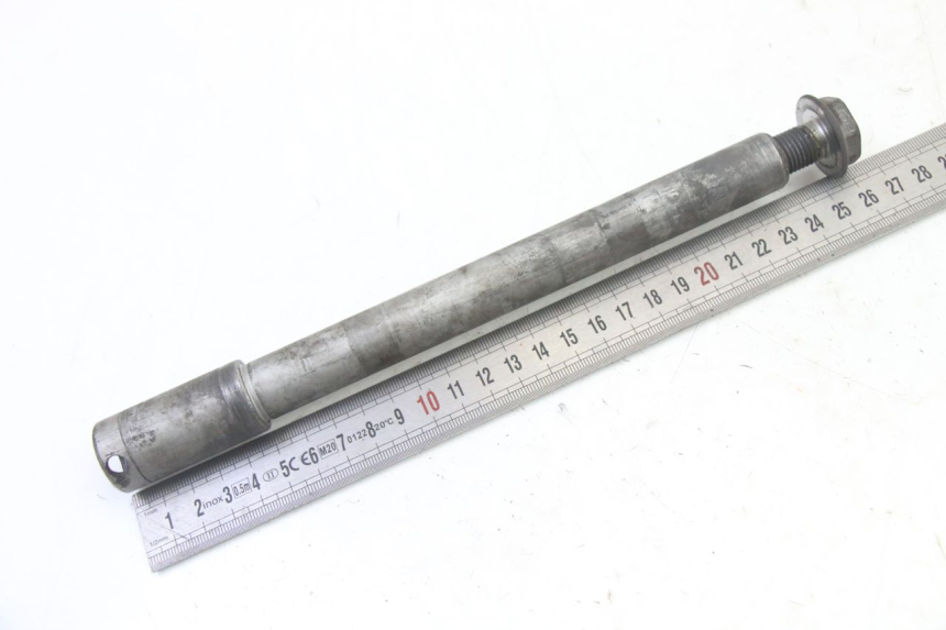 photo de EJE RUEDA DELANTERO HONDA NTV DEAUVILLE ABS 700 (2007 - 2016) - Zoom estado de uso