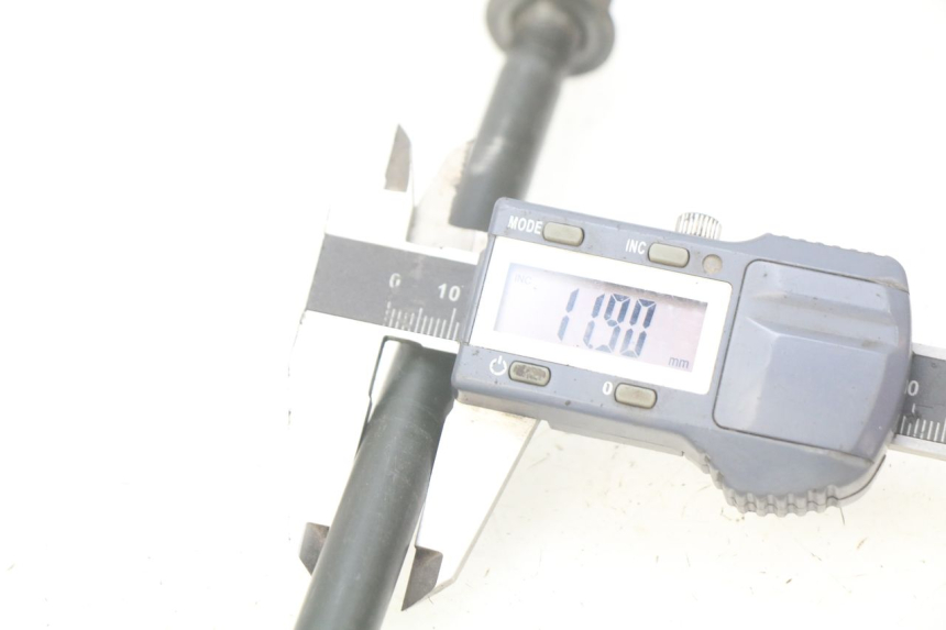 photo de EJE DE LA RUEDA DELANTERA SYM ORBIT 2 2T 50 (2008 - 2018) - Otra perspectiva