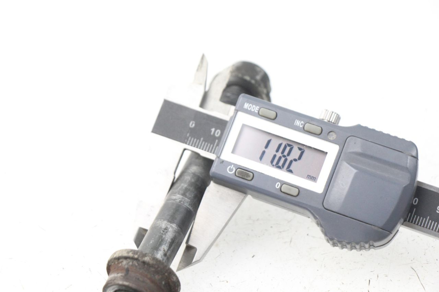 photo de EJE RUEDA DELANTERO SYM ORBIT 2 4T 50 (2008 - 2017) - Otra perspectiva