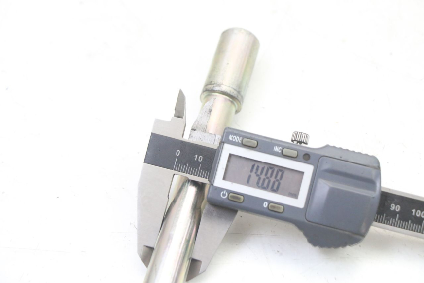 photo de EJE DE LA RUEDA DELANTERA PEUGEOT CITYSTAR 2T 50 (2018 - 2021) - Vista general del producto