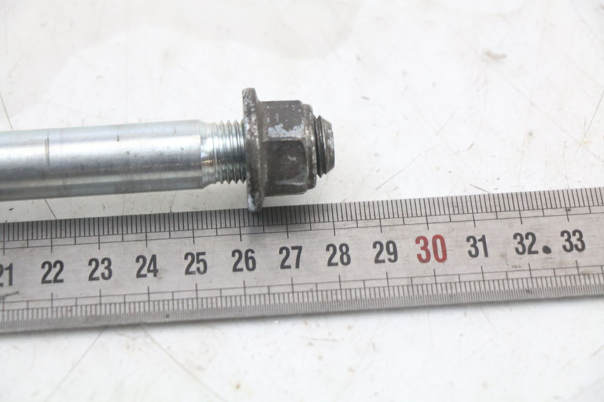 photo de EJE RUEDA DELANTERO PEUGEOT DJANGO 125 (2014 - 2017) - Otra perspectiva