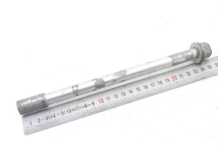 photo de EJE RUEDA DELANTERO PEUGEOT SPEEDFIGHT 3 LC 2T 50 (2009 - 2015) - Zoom estado de uso