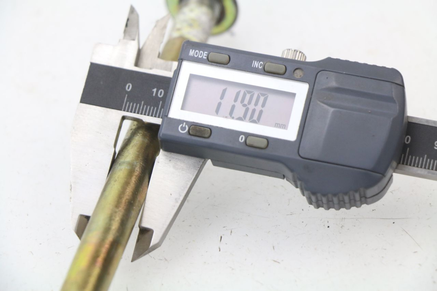 photo de EJE RUEDA DELANTERO RIDE RACE 2T 50 (2012 - 2015) - Detalle de la pieza