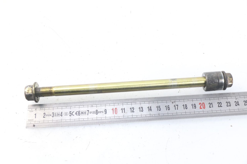 photo de EJE RUEDA DELANTERO RIDE RACE 2T 50 (2012 - 2017) - Zoom estado de uso