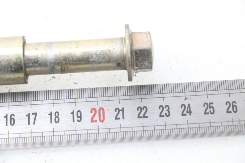 photo de EJE DE LA RUEDA DELANTERA APOLLO RFZ 150 - Detalle de la pieza