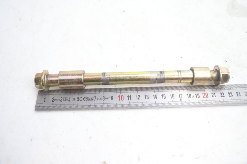 photo de EJE DE LA RUEDA DELANTERA APOLLO RFZ 150 - Zoom estado de uso