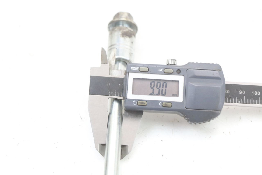 photo de EJE RUEDA DELANTERO TNT MOTOR ROMA 10' 2T 50 (2011 - 2018) - Otra perspectiva