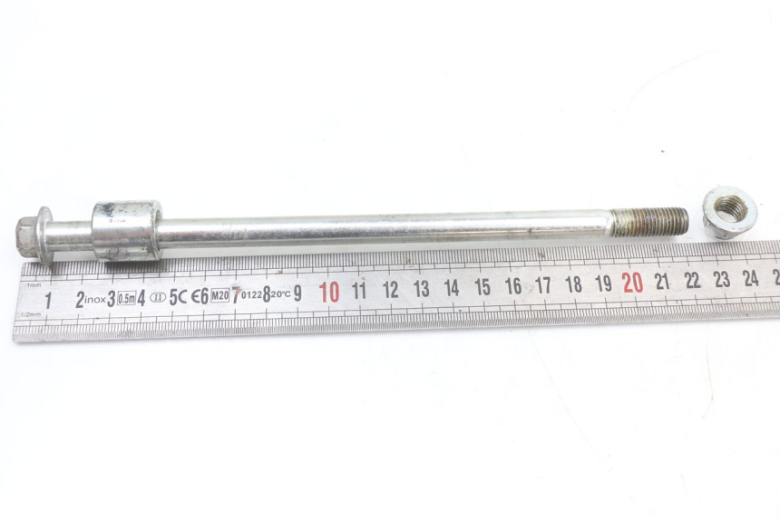 photo de EJE DE LA RUEDA DELANTERA TNT MOTOR ROMA 10' 4T 50 (2019 - 2022) - Detalle de la pieza