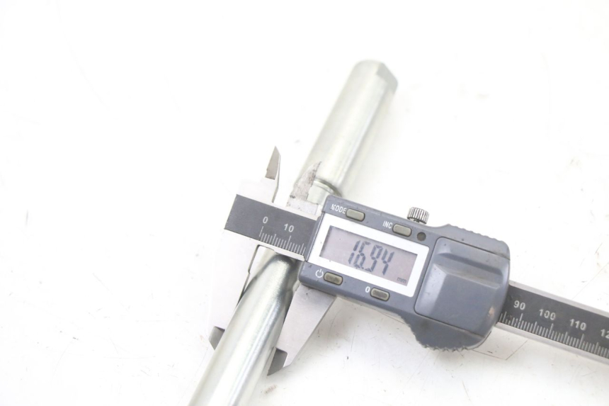 photo de EJE RUEDA DELANTERO ROYAL ENFIELD HYMALAYAN 410 (2016 - 2023) - Vista general del producto