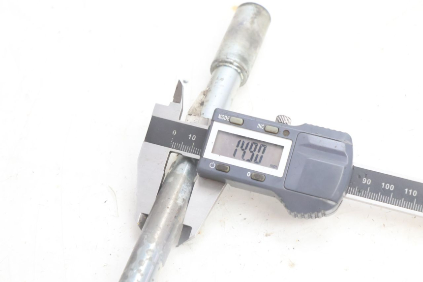 photo de EJE RUEDA DELANTERO GILERA RUNNER SP 50 (2002 - 2004) - Vista general del producto