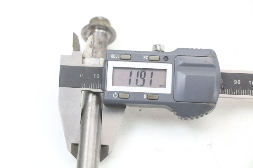 photo de EJE DE LA RUEDA DELANTERA DAELIM S3 125 (2010 - 2017) - Otra perspectiva