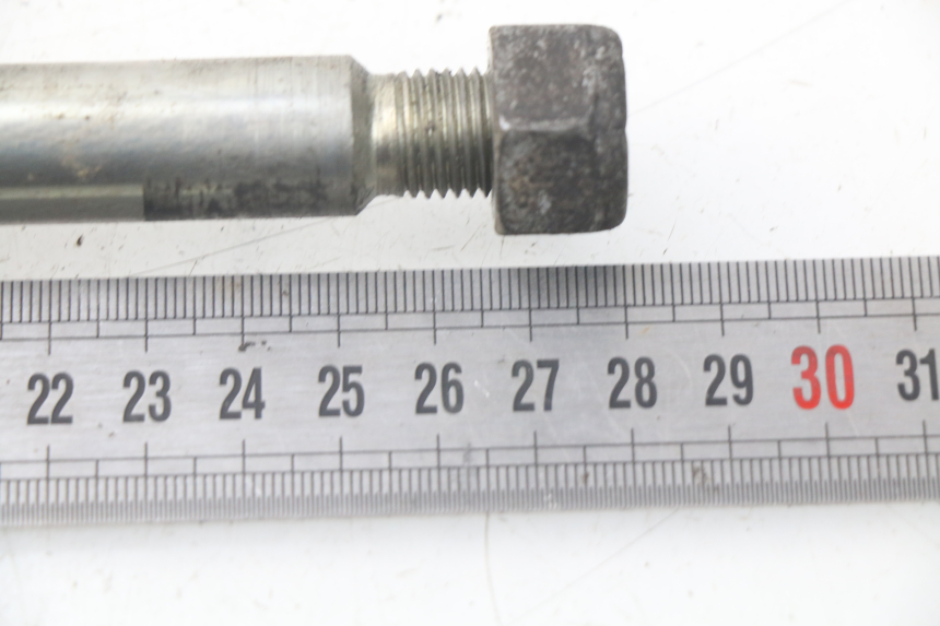 photo de EJE RUEDA DELANTERO PEUGEOT SATELIS 500 (2007 - 2013) - Detalles de los puntos de fijación