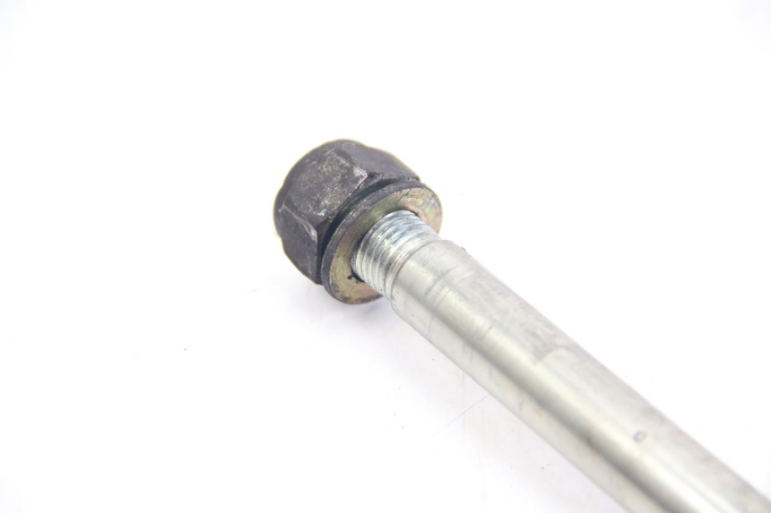 photo de EJE DE LA RUEDA DELANTERA PEUGEOT SATELIS 125 (2006 - 2009) - Estado de la superficie y material