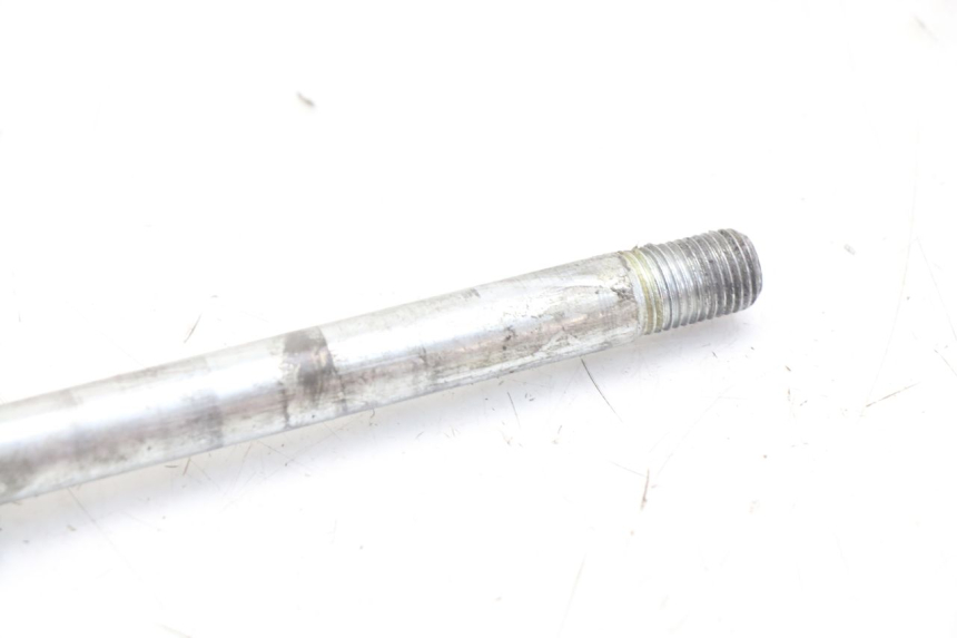 photo de EJE RUEDA DELANTERO MBK SKYCRUISER 125 (2006 - 2009) - Zoom estado de uso