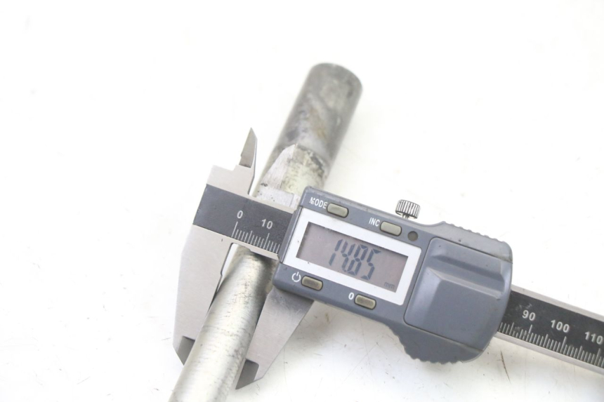 photo de EJE RUEDA DELANTERO SMALL MX THUNDER 250 - Vista general del producto