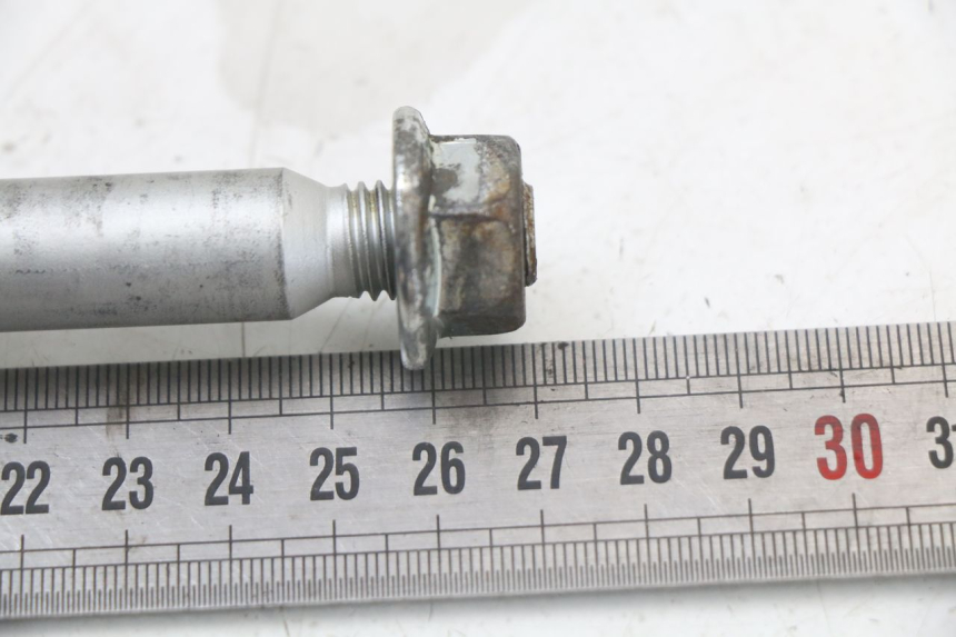 photo de EJE RUEDA DELANTERO APRILIA SR MOTARD 50 (2012 - 2018) - Zoom estado de uso