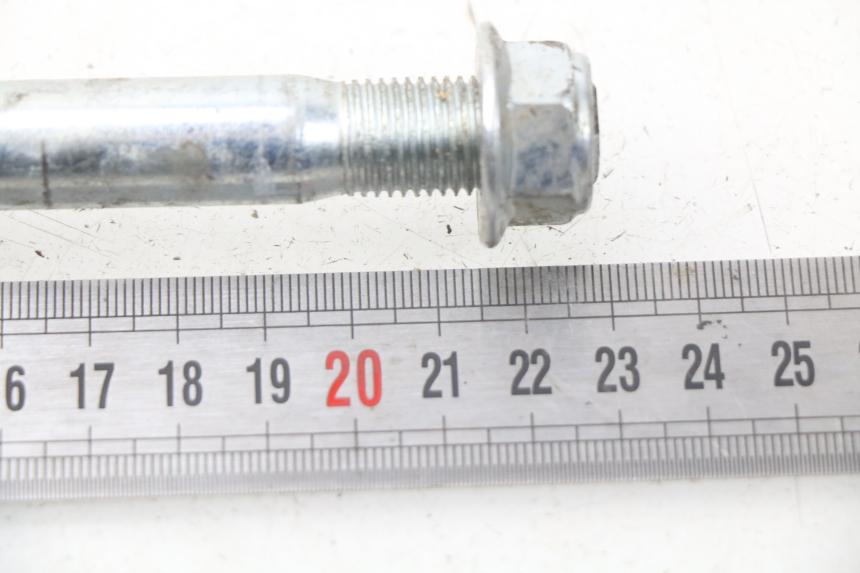 photo de EJE RUEDA DELANTERO NITRO MOTORS STORM DIRTBIKE 110 - Primer plano técnico