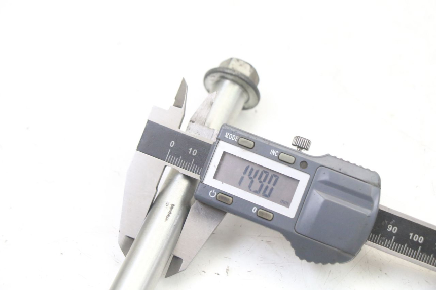 photo de EJE RUEDA DELANTERO PEUGEOT STREETZONE I 2T 50 (2018 - 2020) - Primer plano técnico