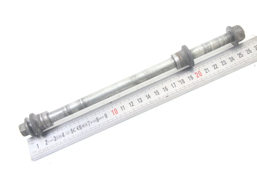 photo de EJE RUEDA DELANTERO SUZUKI BURGMAN 125 (2015 - 2017) - Zoom estado de uso