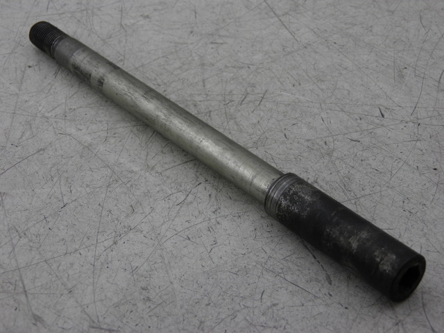 photo de EJE RUEDA DELANTERO SUZUKI BURGMAN EXECUTIVE 650 (2008 - 2010) - Vista principal