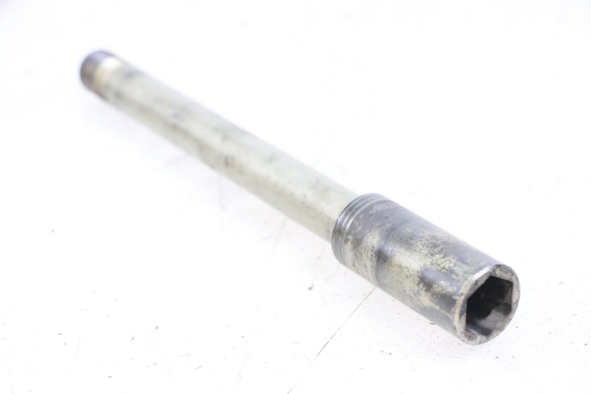 photo de EJE RUEDA DELANTERO SUZUKI GSX F GSXF 650 (2007 - 2015) - Vista general del producto