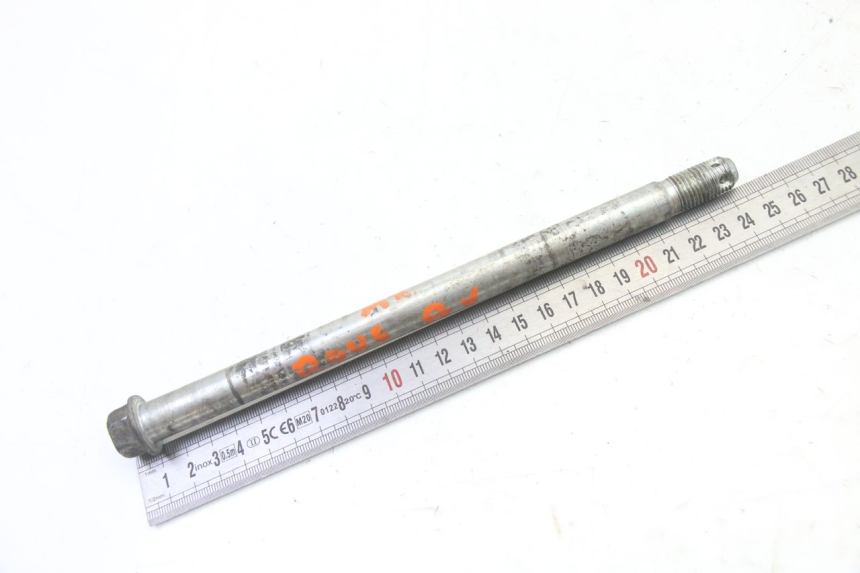 photo de EJE RUEDA DELANTERO YAMAHA TDR DELTABOX 125 (1997 - 2003) - Zoom estado de uso