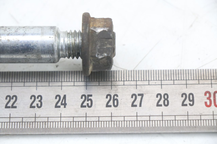 photo de EJE DE LA RUEDA DELANTERA PIAGGIO TYPHOON 80 (1994 - 1997) - Zoom estado de uso