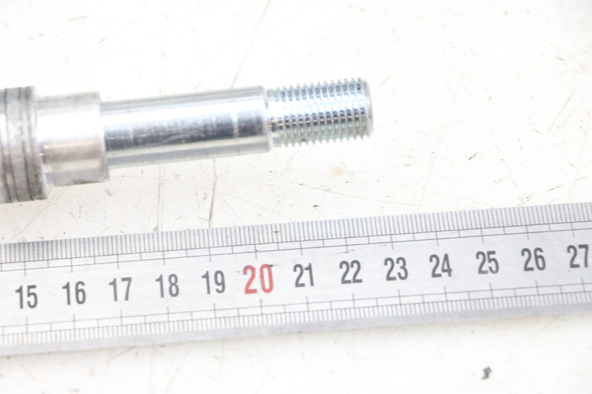 photo de EJE RUEDA DELANTERO VENT DERAPAGE 50 (2018 - 2023) - Zoom estado de uso