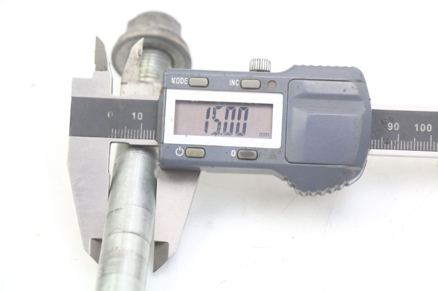 photo de EJE RUEDA DELANTERO PEUGEOT VIVACITY 125 (2010 - 2017) - Primer plano técnico