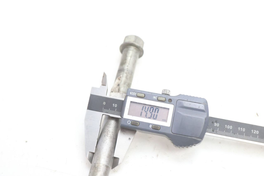 photo de EJE RUEDA DELANTERO PEUGEOT VIVACITY 50 (2004 - 2009) - Primer plano técnico