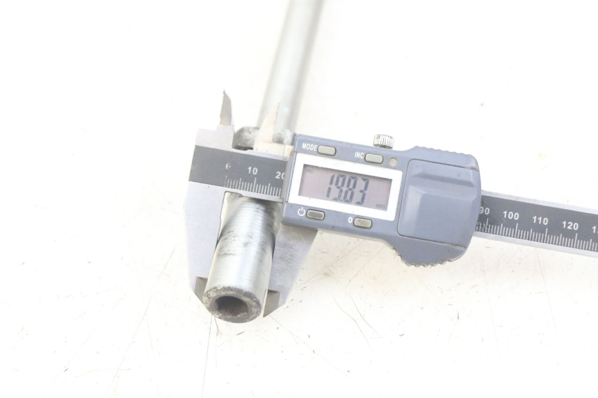 photo de EJE DE LA RUEDA DELANTERA YAMAHA X-CITY XCITY 125 (2007 - 2013) - Detalle de la pieza