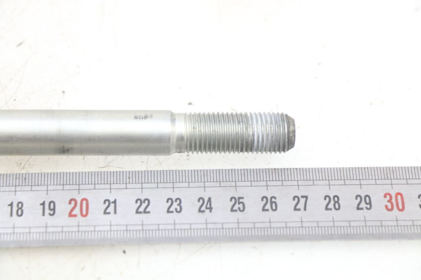 photo de EJE DE LA RUEDA DELANTERA YAMAHA X-CITY XCITY 125 (2007 - 2013) - Otra perspectiva