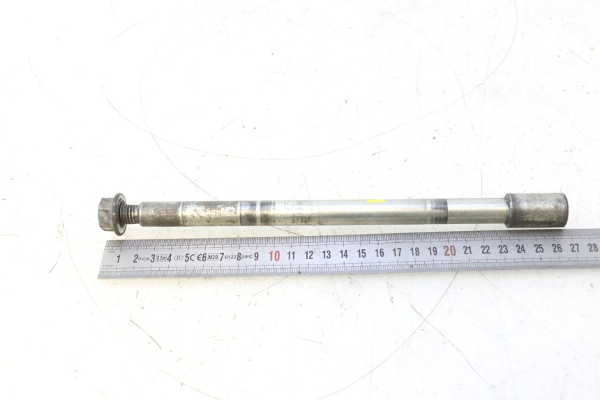 photo de EJE RUEDA DELANTERO PIAGGIO X9 AMALFI 180 (2000 - 2003) - Primer plano técnico