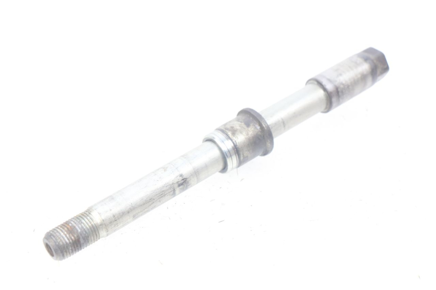 photo de EJE DE LA RUEDA DELANTERA SUZUKI XF FREEWIND 650 (1997 - 2003) - Primer plano técnico