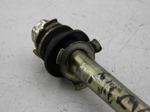 photo de EJE RUEDA DELANTERO YAMAHA YBR CUSTOM 125 (2008 - 2010) - Detalle de la pieza