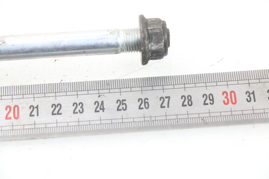 photo de EJE RUEDA DELANTERO YAMAHA YP MAJESTY 125 (2007 - 2010) - Detalle de la pieza