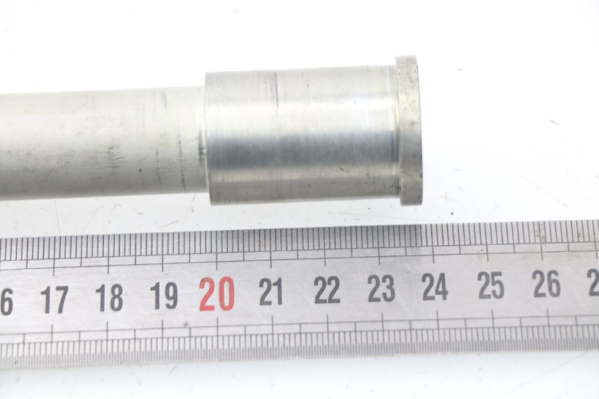 photo de EJE RUEDA DELANTERO KAWASAKI Z Z900 900 (2017 - 2019) - Detalle de la pieza