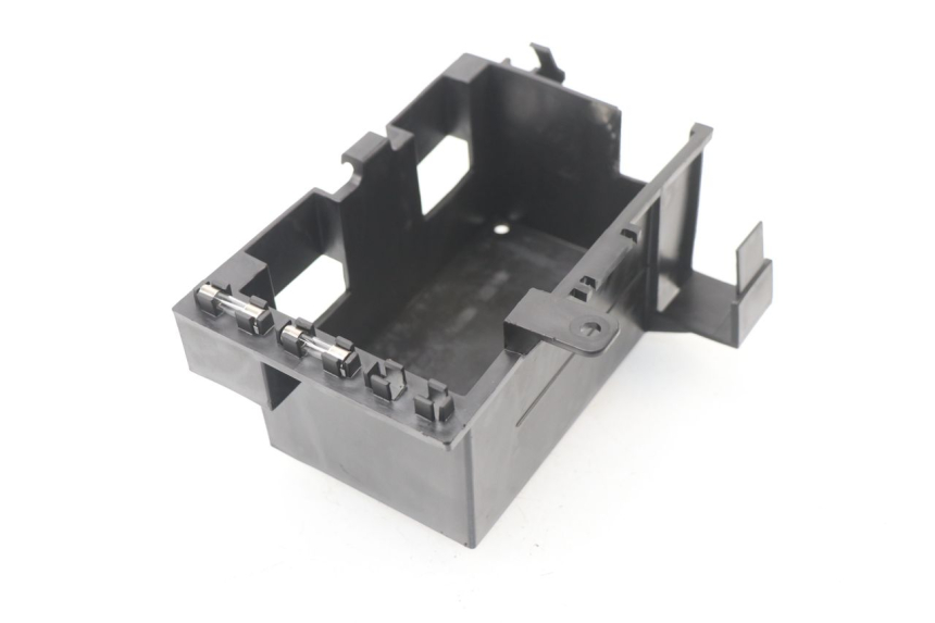 photo de CAJA BATERIA KYMCO AGILITY CITY 16P 125 (2015 - 2021) - Otra perspectiva