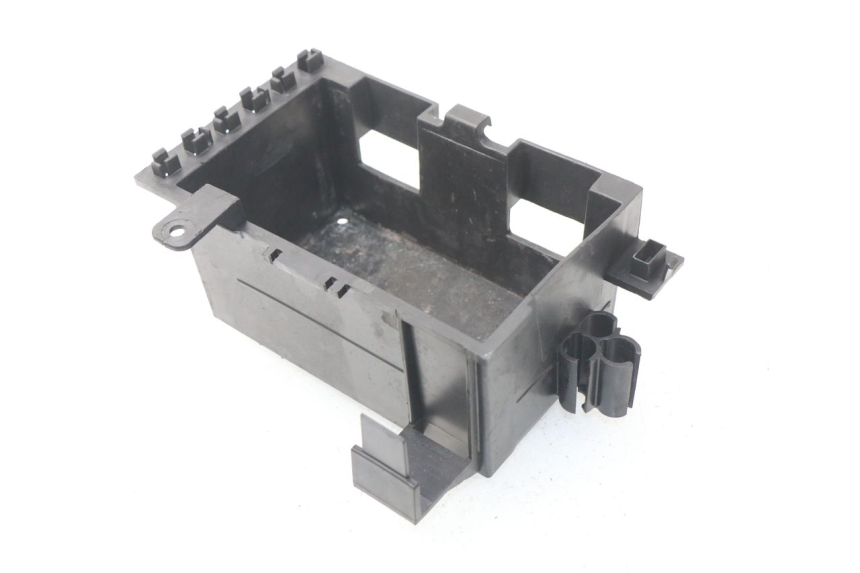 photo de CAJA BATERIA KYMCO AGILITY CITY 2T 50 (2008 - 2016) - Otra perspectiva