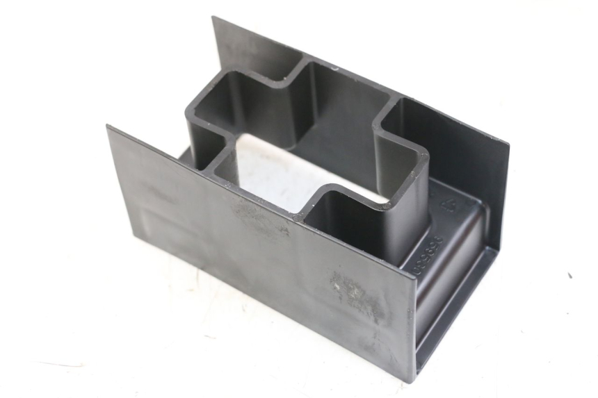 photo de CAJA BATERIA APRILIA SR MOTARD 50 (2012 - 2018) - Zoom estado de uso