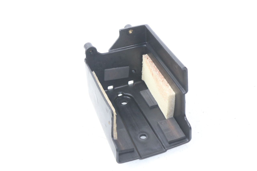 photo de CAJA BATERIA HYOSUNG AQUILA GV 125 (2009 - 2016) - Detalle de la pieza