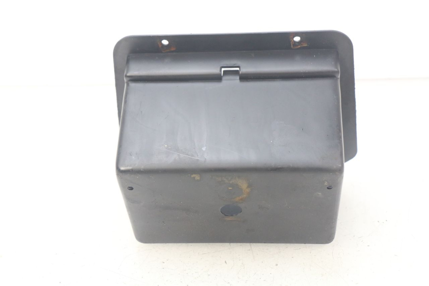 photo de CAJA BATERIA TNT MOTOR BOSTON 4T 50 (2018 - 2025) - Zoom estado de uso