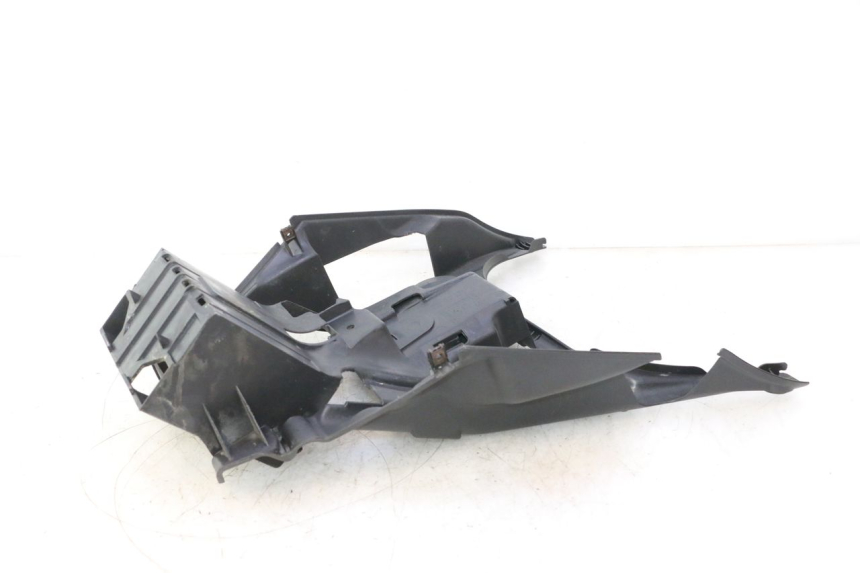 photo de CAJA BATERIA SUZUKI BURGMAN EXECUTIVE ABS 650 (2006 - 2012) - Detalle de la pieza