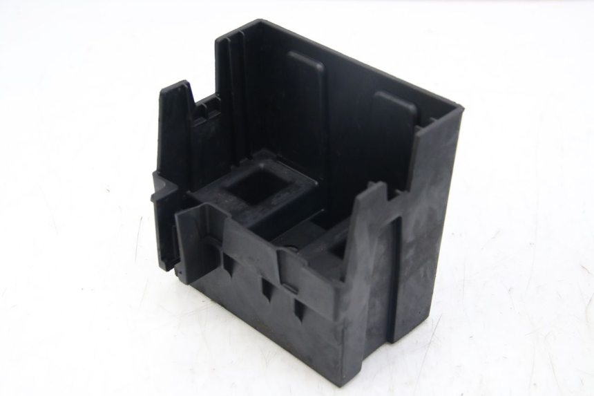 photo de BANDEJA DE BATERíA PEUGEOT CITYSTAR 50 (2013 - 2017) - Detalle de la pieza