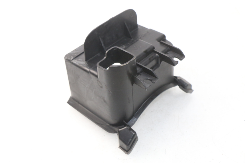 photo de CAJA BATERIA YAMAHA CYGNUS X INJECTION 125 (2007 - 2013) - Zoom estado de uso