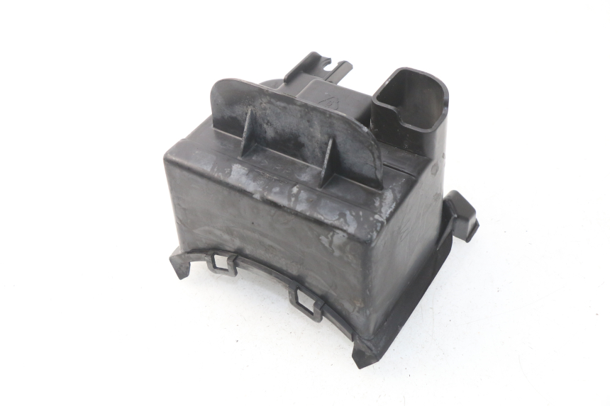 photo de CAJA BATERIA YAMAHA CYGNUS X INJECTION 125 (2007 - 2013) - Otra perspectiva