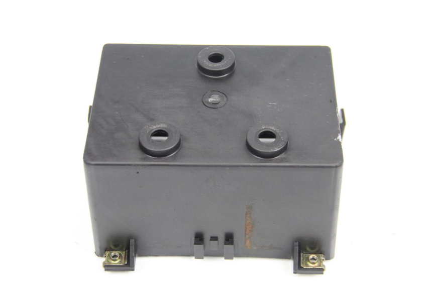 photo de CAJA BATERIA KYMCO DINK 4T 50 (2007 - 2018) - Primer plano técnico
