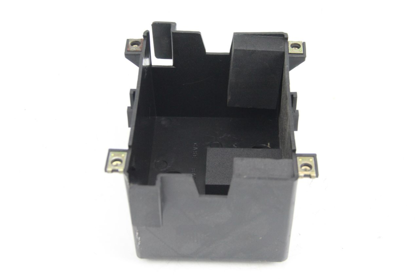 photo de CAJA BATERIA KYMCO DINK 4T 50 (2007 - 2018) - Detalles de los puntos de fijación